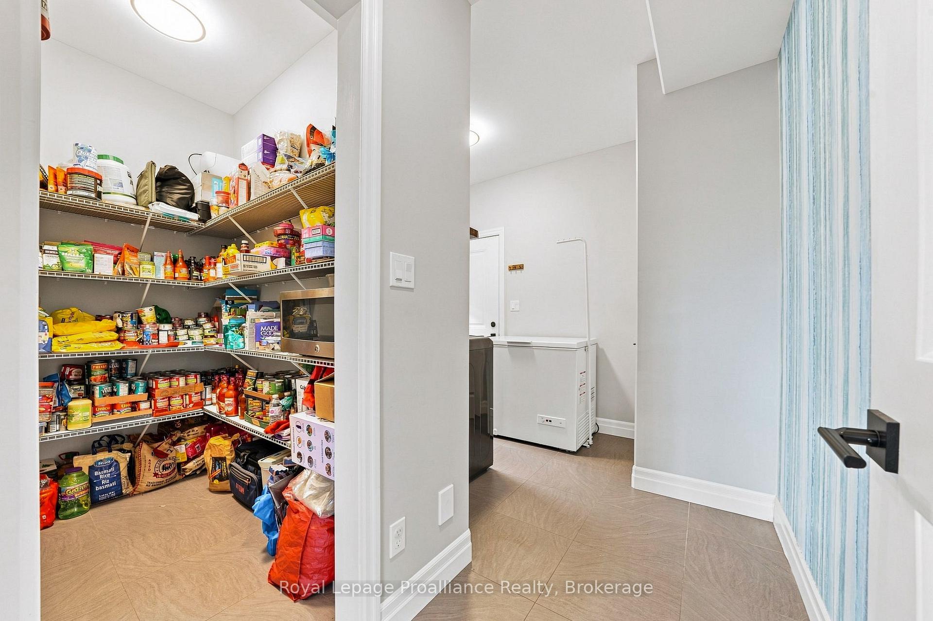 Photo 18 of 92 Northumberland Boulevard, Quinte West, Murray Ward — HOMEH