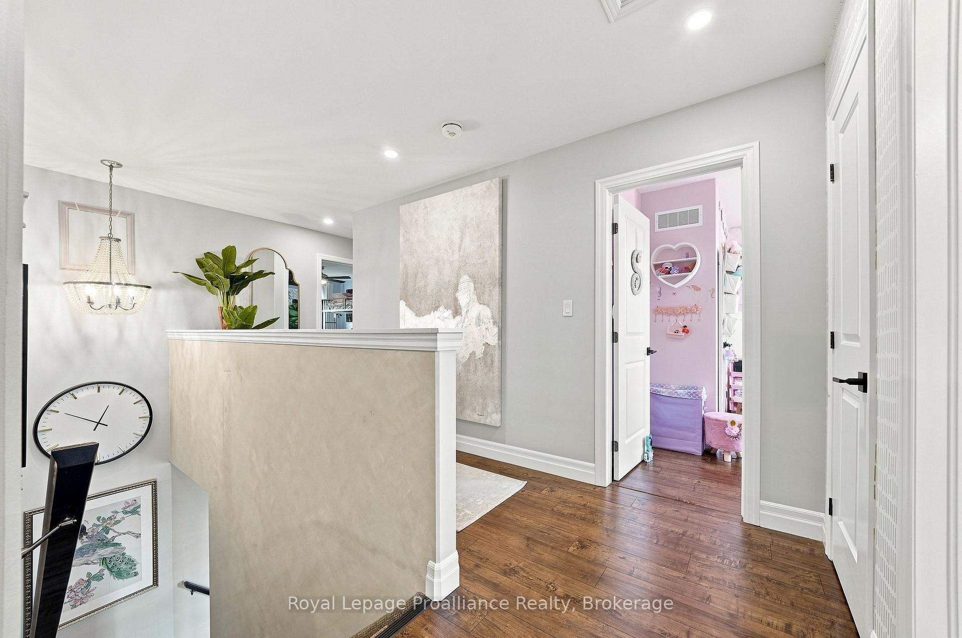 Photo 22 of 92 Northumberland Boulevard, Quinte West, Murray Ward — HOMEH