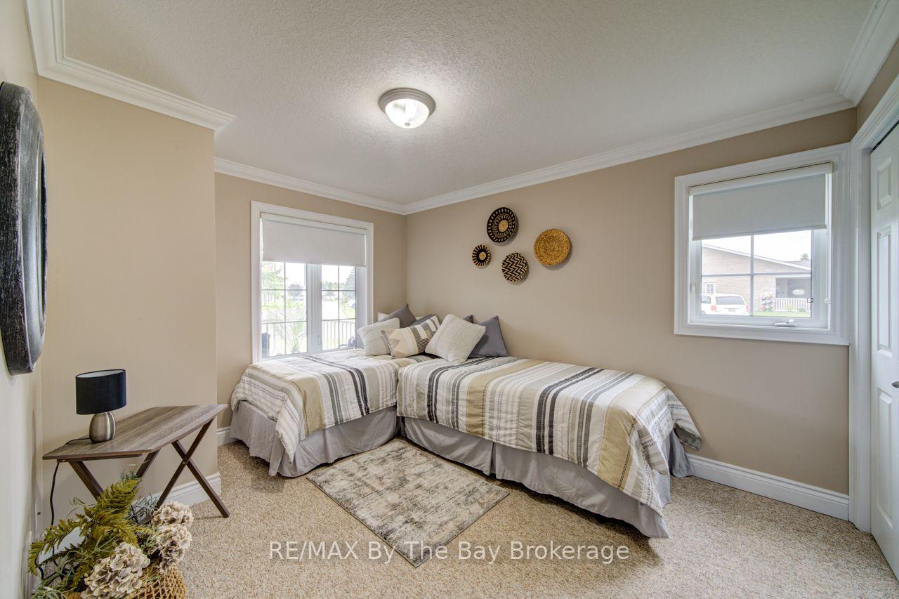Photo 31 of 15 Meadow Lane, Wasaga Beach — HOMEH
