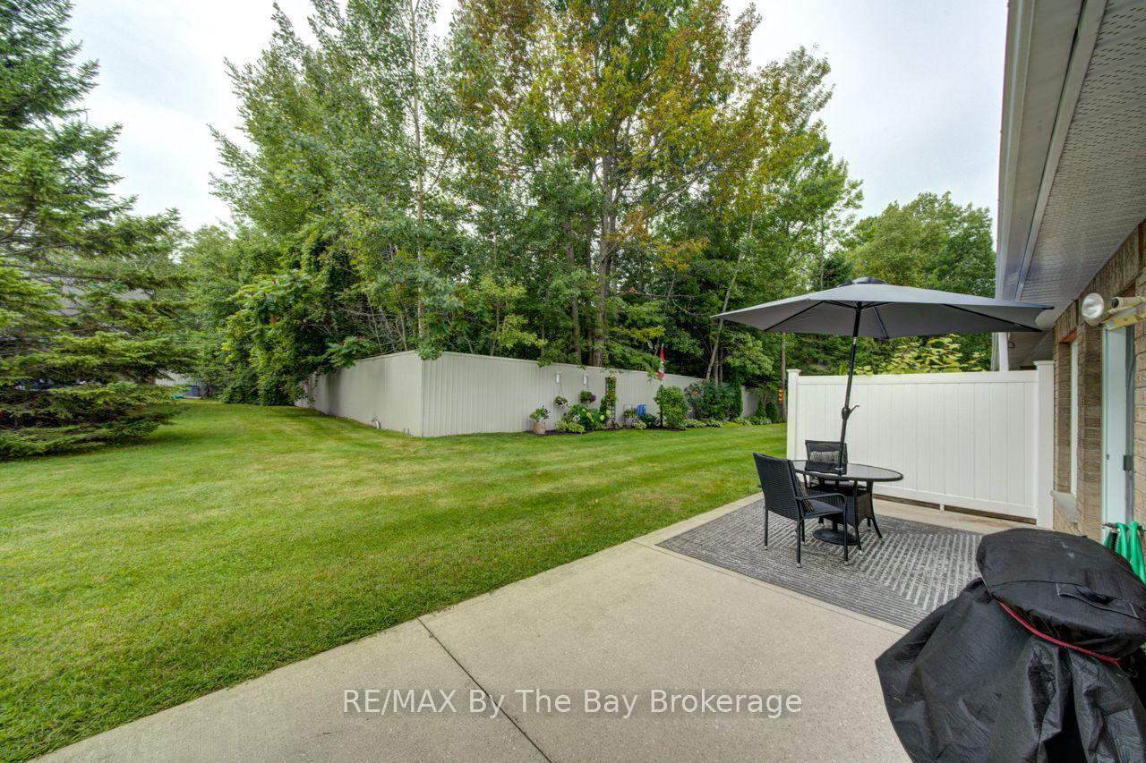 Photo 39 of 15 Meadow Lane, Wasaga Beach — HOMEH
