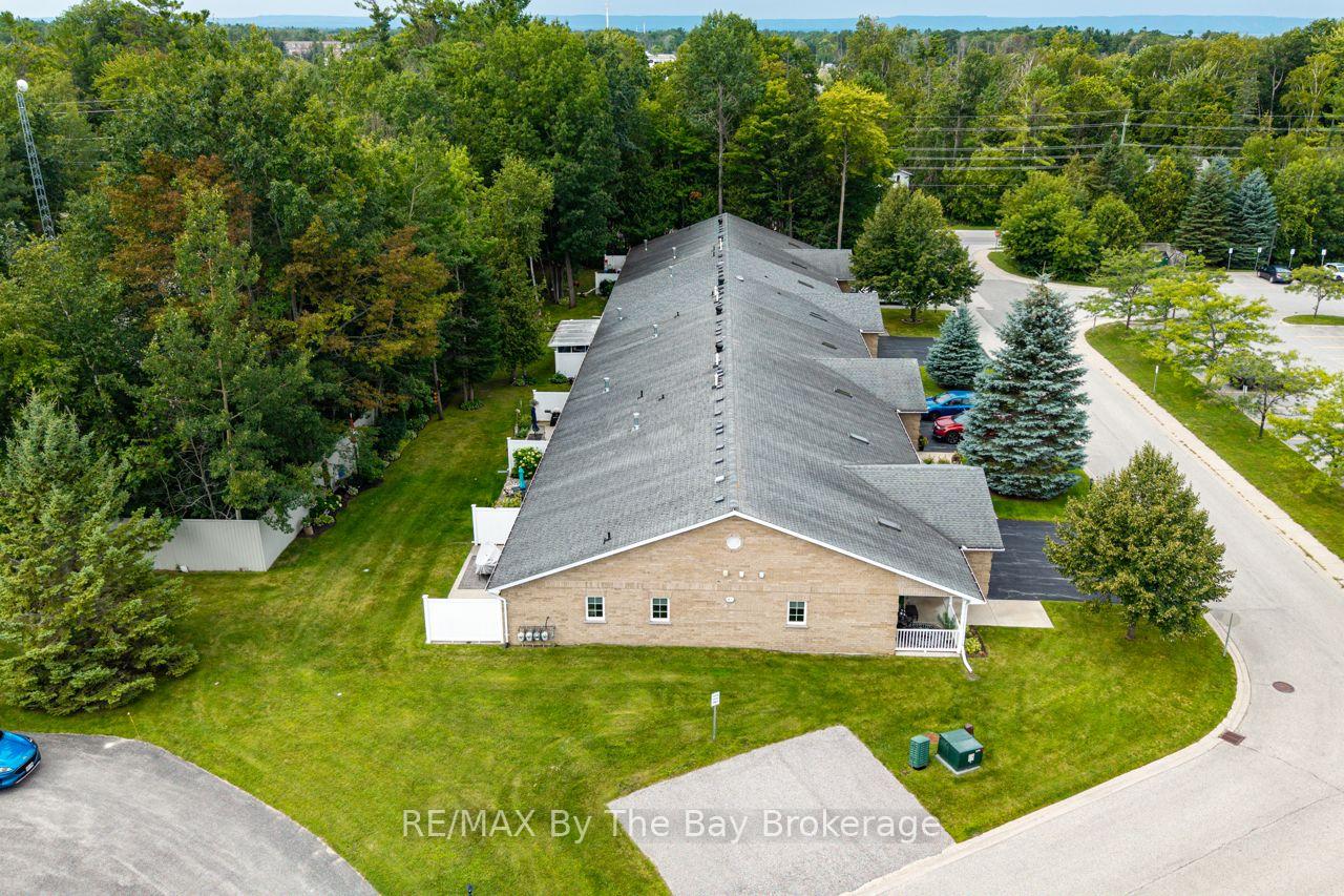 Photo 41 of 15 Meadow Lane, Wasaga Beach — HOMEH