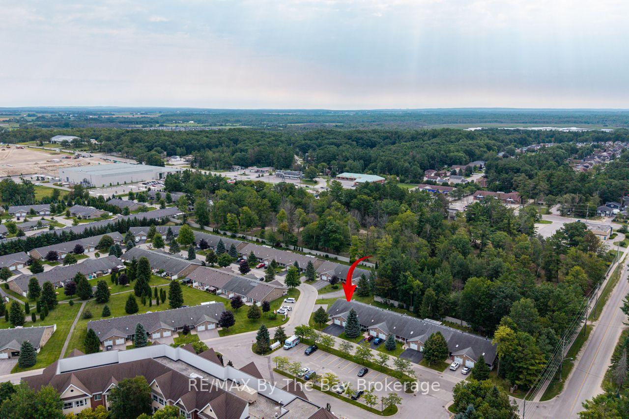 Photo 44 of 15 Meadow Lane, Wasaga Beach — HOMEH
