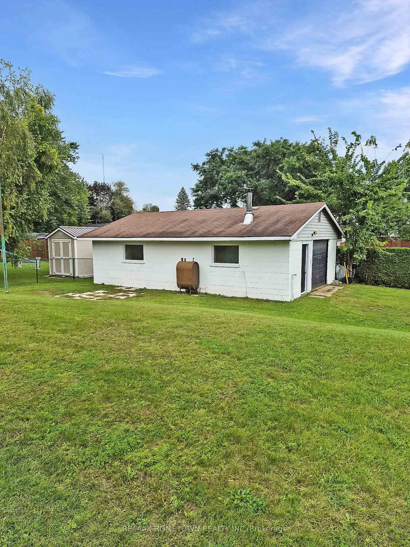 Photo 54 of 6 Jane Street, Augusta, Augusta Twp — HOMEH