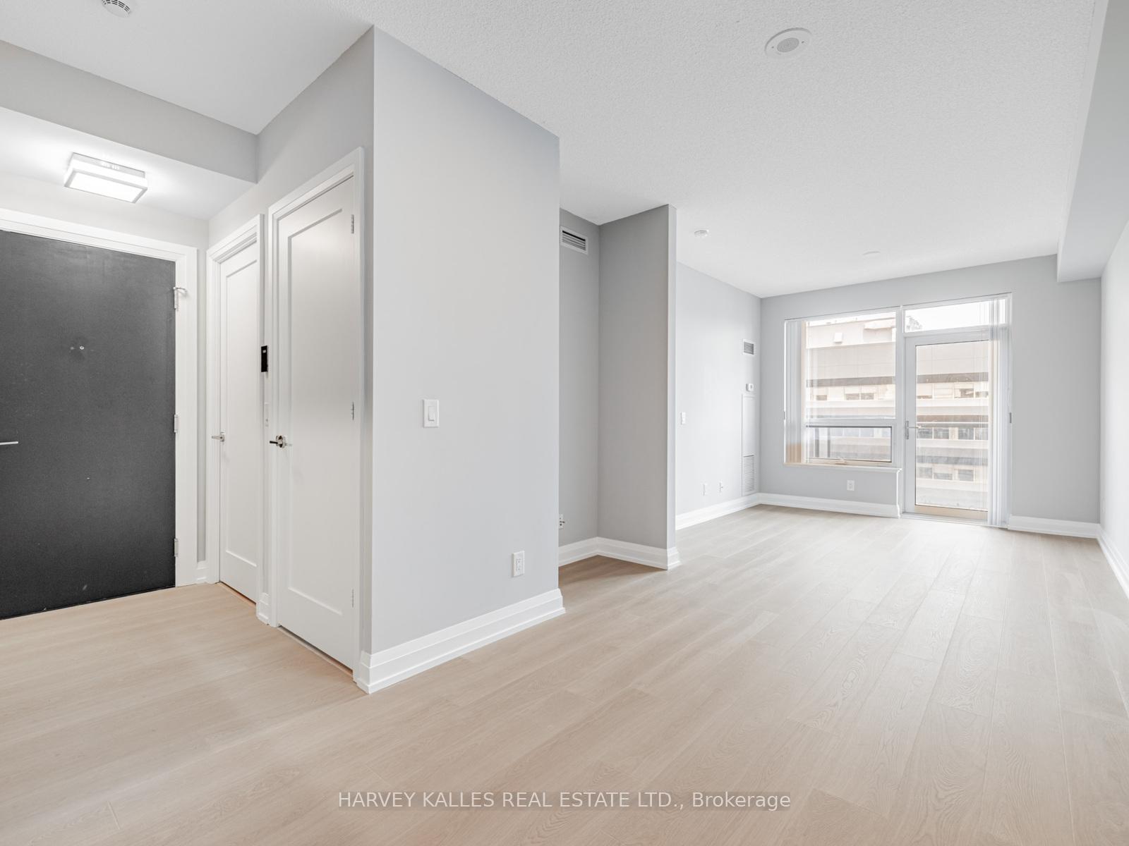 Photo 4 of Unit 2121, 5 Sheppard Avenue E, North York, Willowdale East — HOMEH
