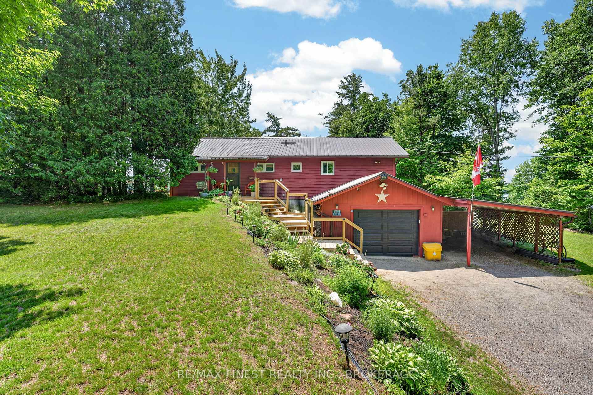 Photo of 1067 Island View Lane E