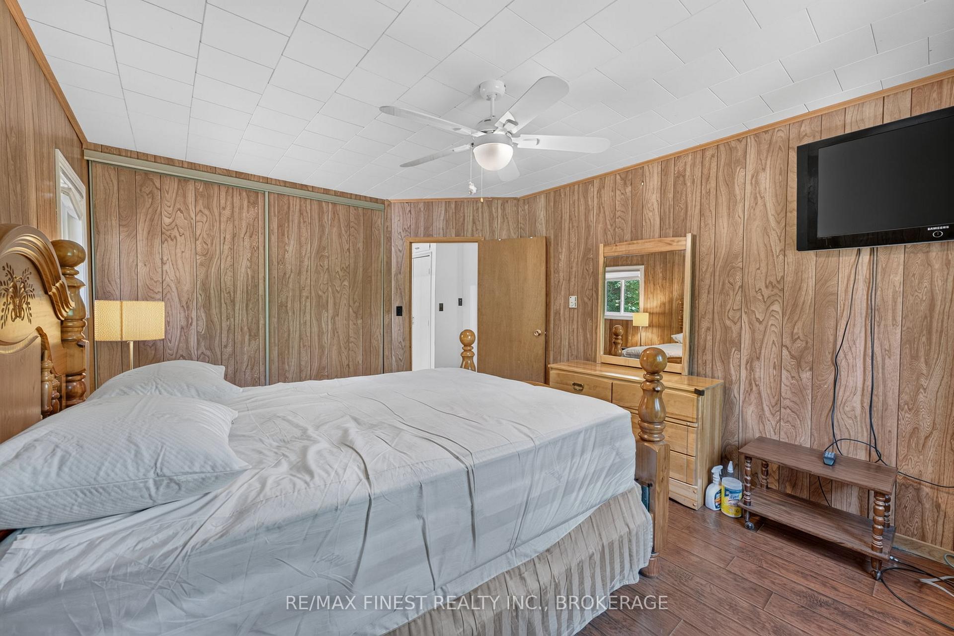 Photo 19 of 1067 Island View Lane E, Frontenac, Frontenac Centre — HOMEH
