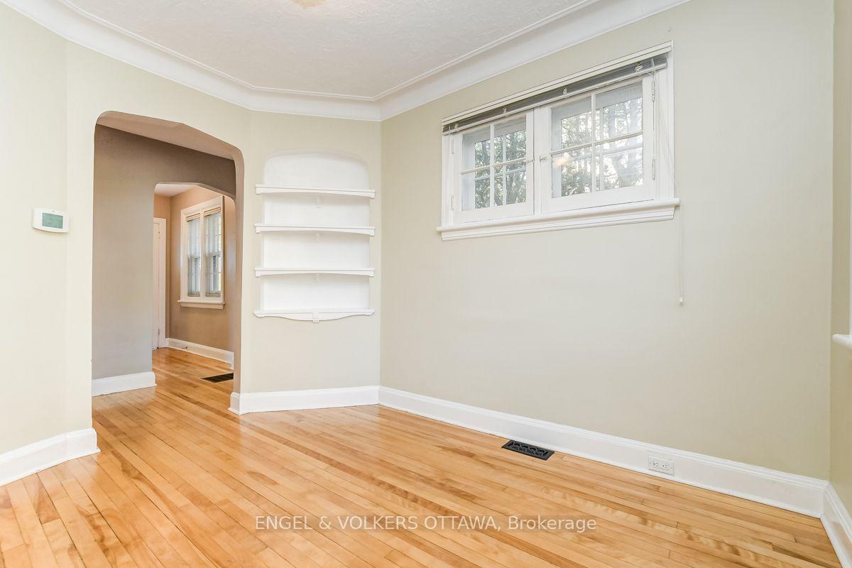 Photo 10 of 475 Golden Avenue, Ottawa, McKellar/Highland — HOMEH