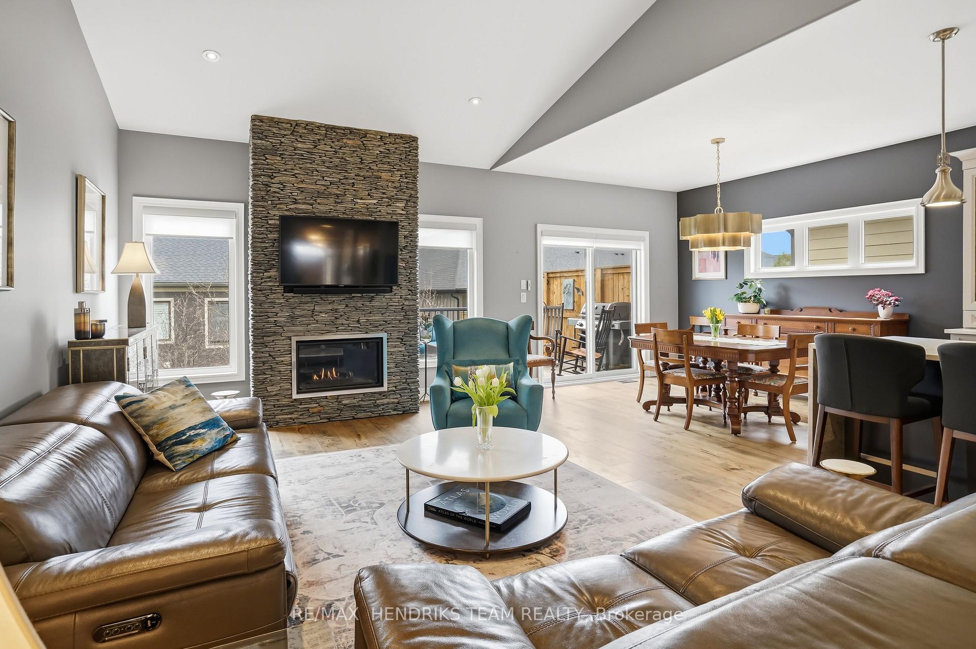 Photo 7 of Unit 5, 180 Port Robinson Road, Pelham, Fonthill — HOMEH