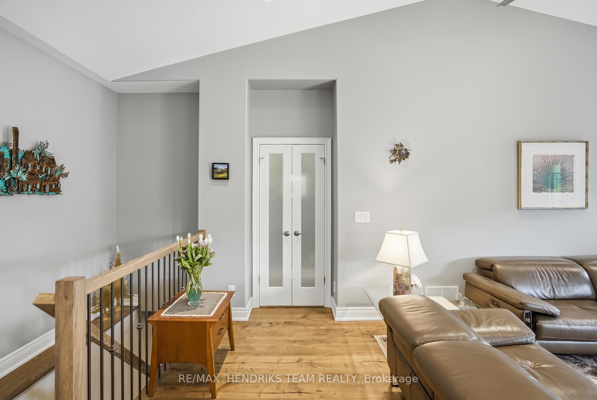Photo 15 of Unit 5, 180 Port Robinson Road, Pelham, Fonthill — HOMEH