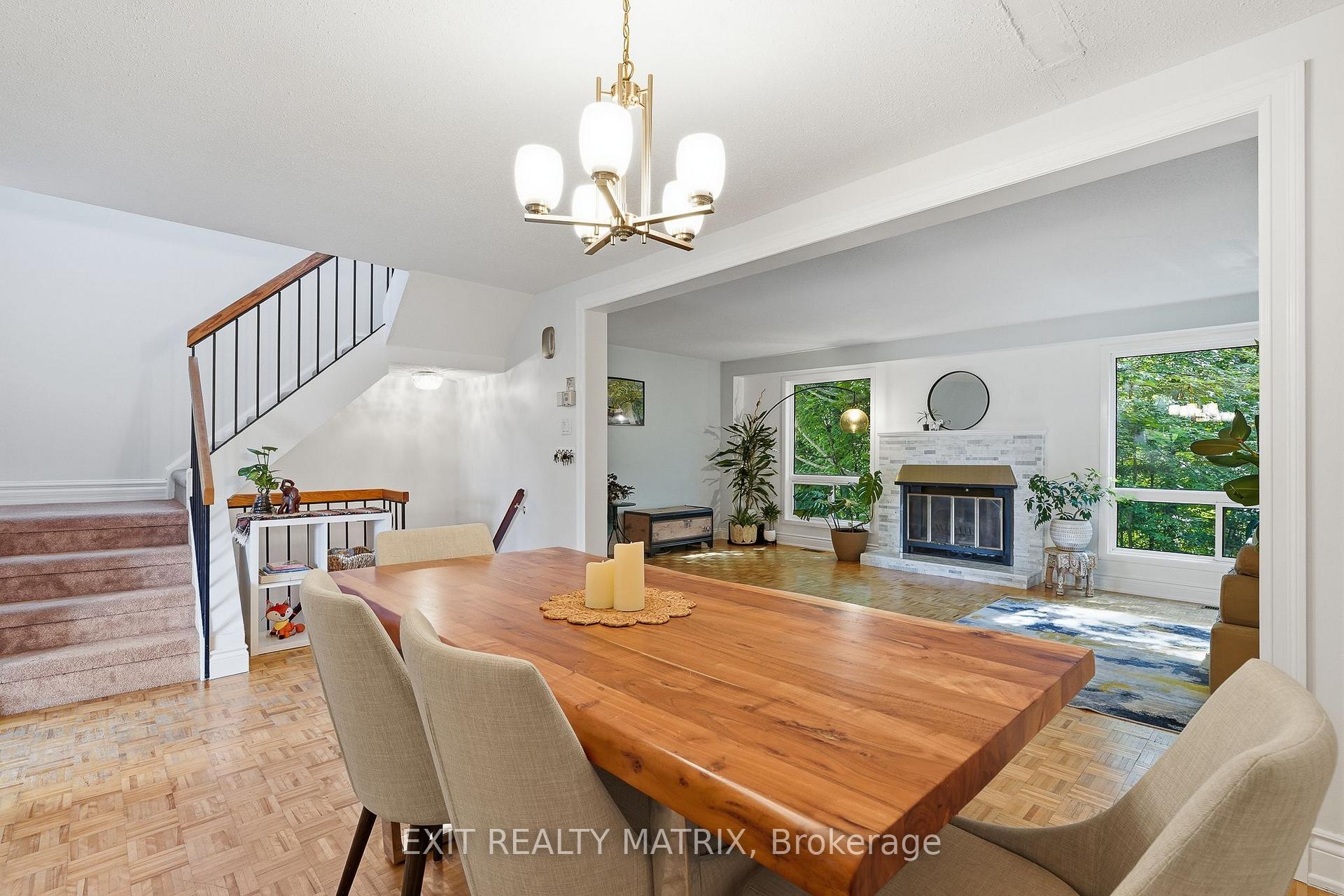 Photo 19 of 270 Fernleaf Crescent, Ottawa, Queenswood Heights South — HOMEH