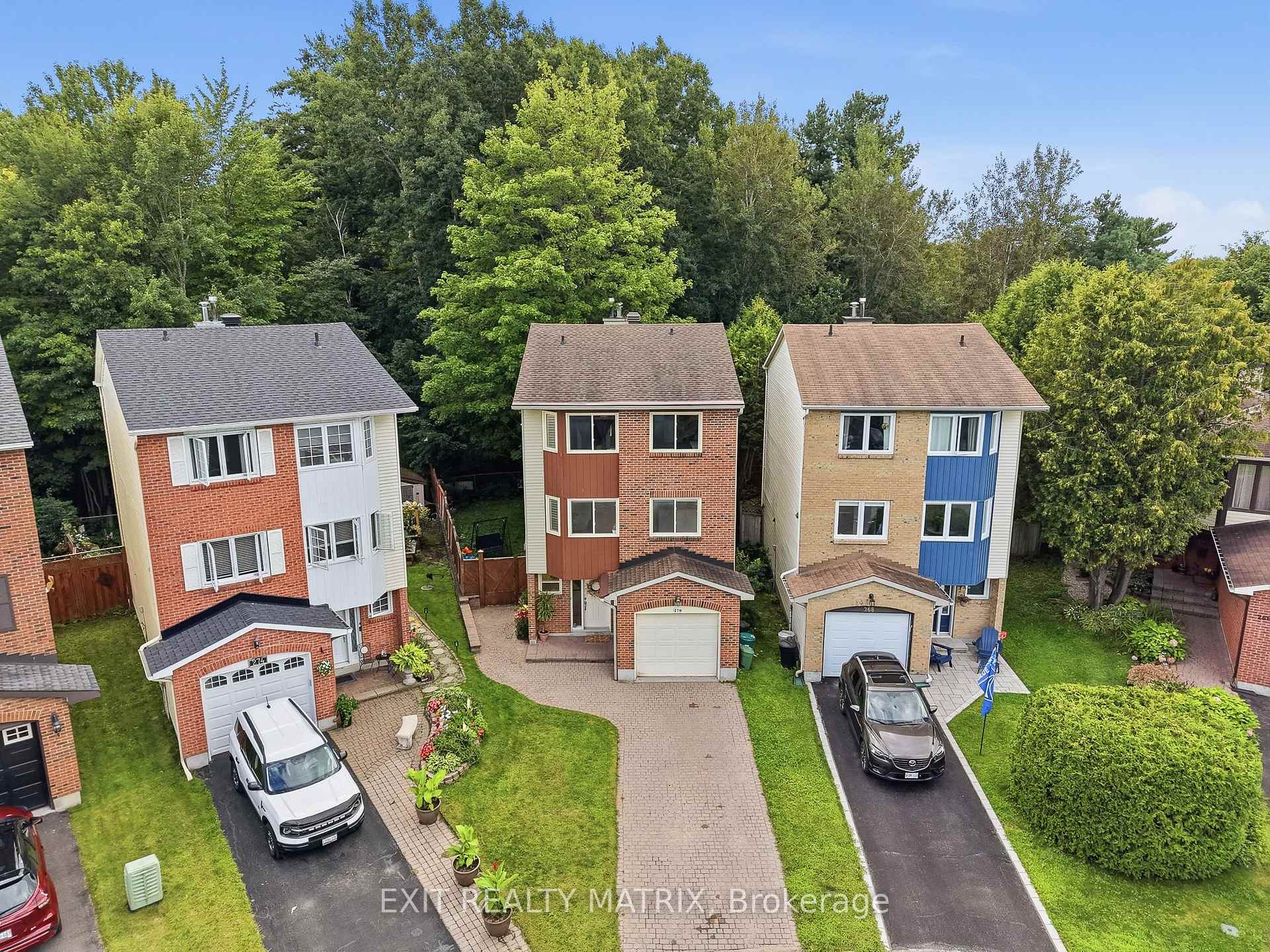 Photo 44 of 270 Fernleaf Crescent, Ottawa, Queenswood Heights South — HOMEH