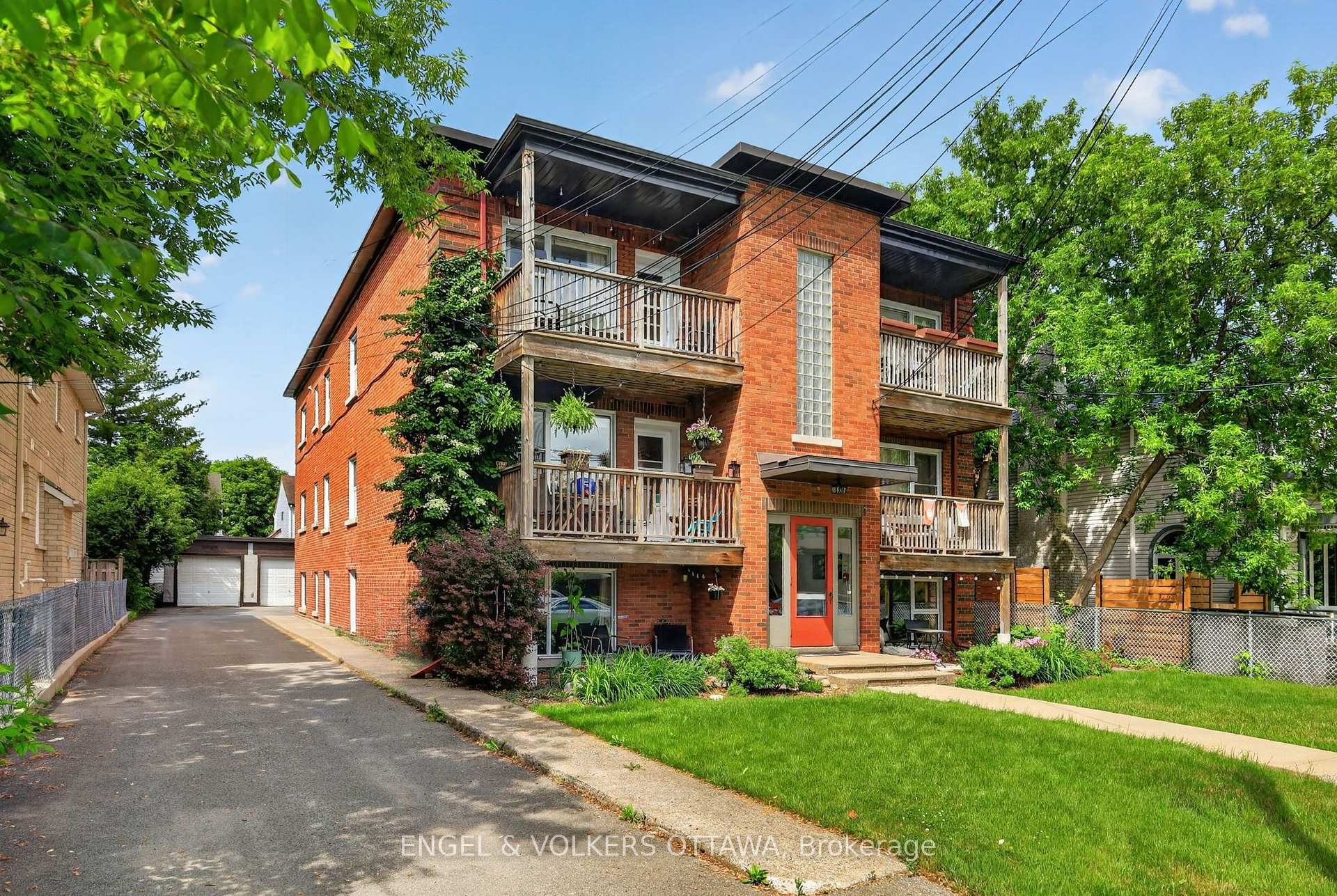 Photo 2 of 520 Hilson Avenue, Ottawa, Westboro/Hampton Park — HOMEH