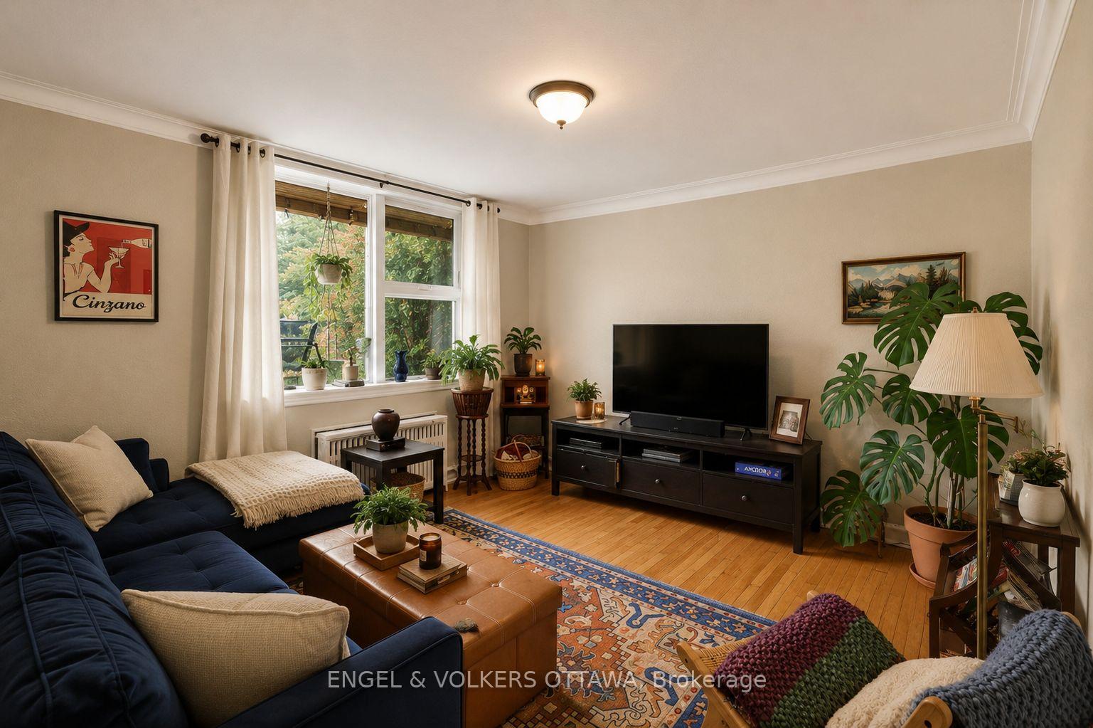 Photo 3 of 520 Hilson Avenue, Ottawa, Westboro/Hampton Park — HOMEH