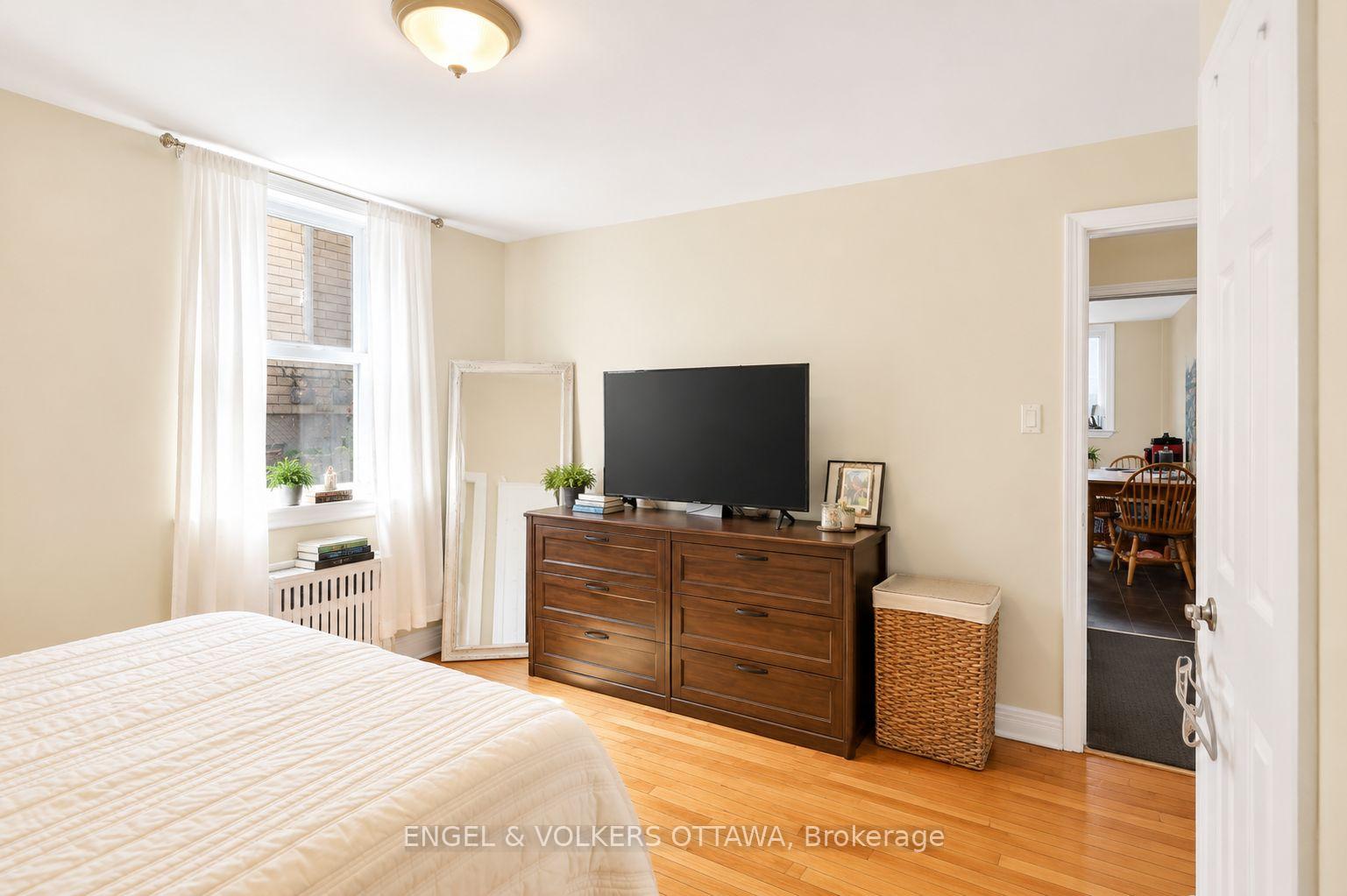 Photo 7 of 520 Hilson Avenue, Ottawa, Westboro/Hampton Park — HOMEH