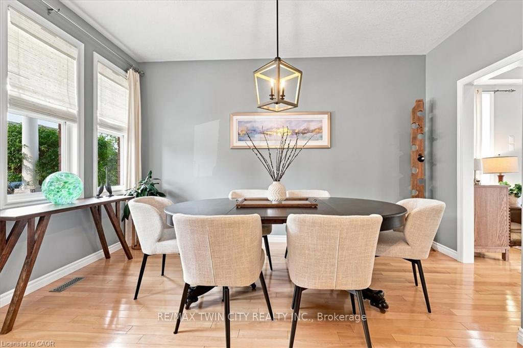 Photo 7 of 70 Hawkswood Drive, Kitchener, Bridgeport — HOMEH