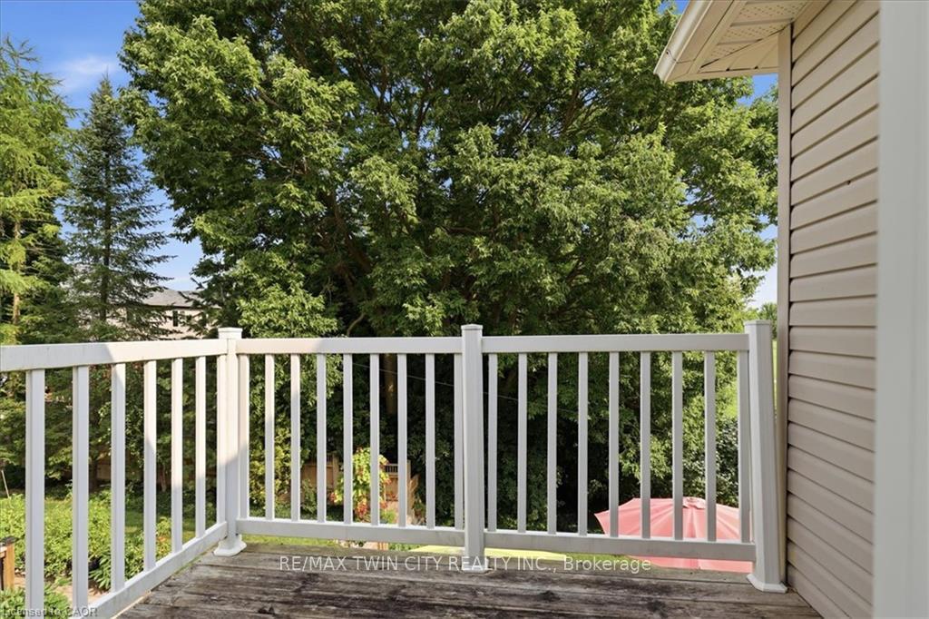 Photo 23 of 70 Hawkswood Drive, Kitchener, Bridgeport — HOMEH