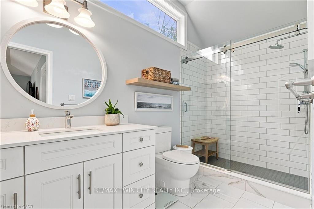 Photo 22 of 70 Hawkswood Drive, Kitchener, Bridgeport — HOMEH