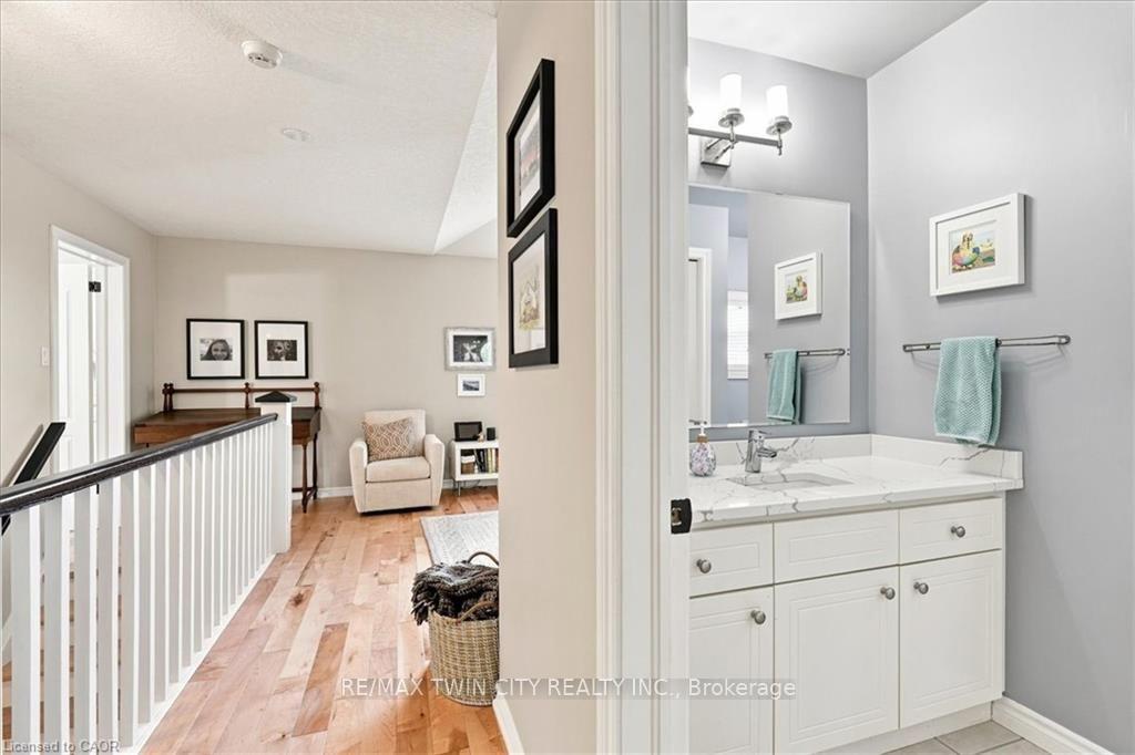 Photo 27 of 70 Hawkswood Drive, Kitchener, Bridgeport — HOMEH