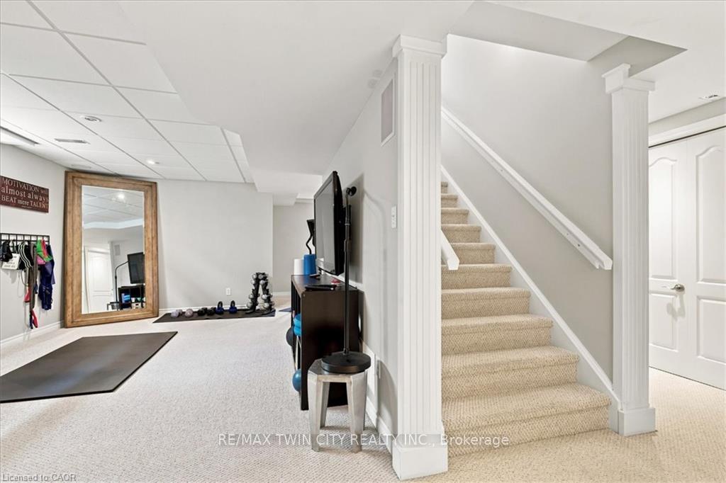 Photo 34 of 70 Hawkswood Drive, Kitchener, Bridgeport — HOMEH