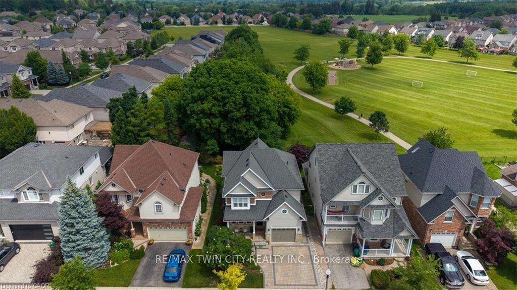 Photo 46 of 70 Hawkswood Drive, Kitchener, Bridgeport — HOMEH