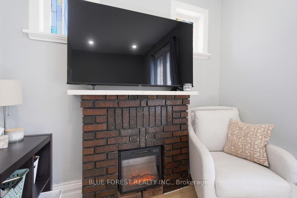 Photo 12 of 1054 Florence Street, London, East M — HOMEH