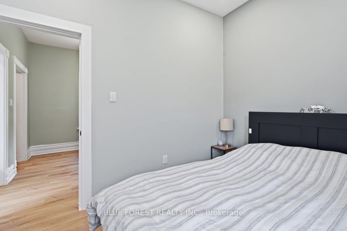 Photo 20 of 1054 Florence Street, London, East M — HOMEH