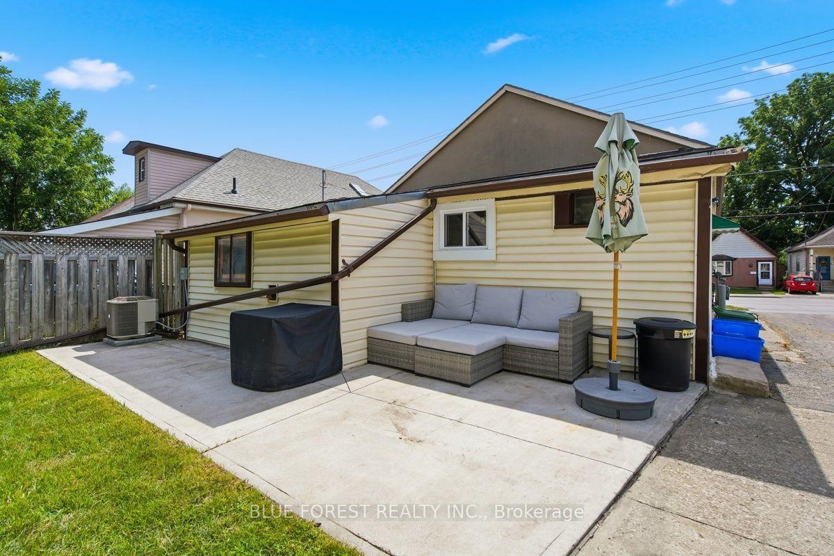 Photo 26 of 1054 Florence Street, London, East M — HOMEH