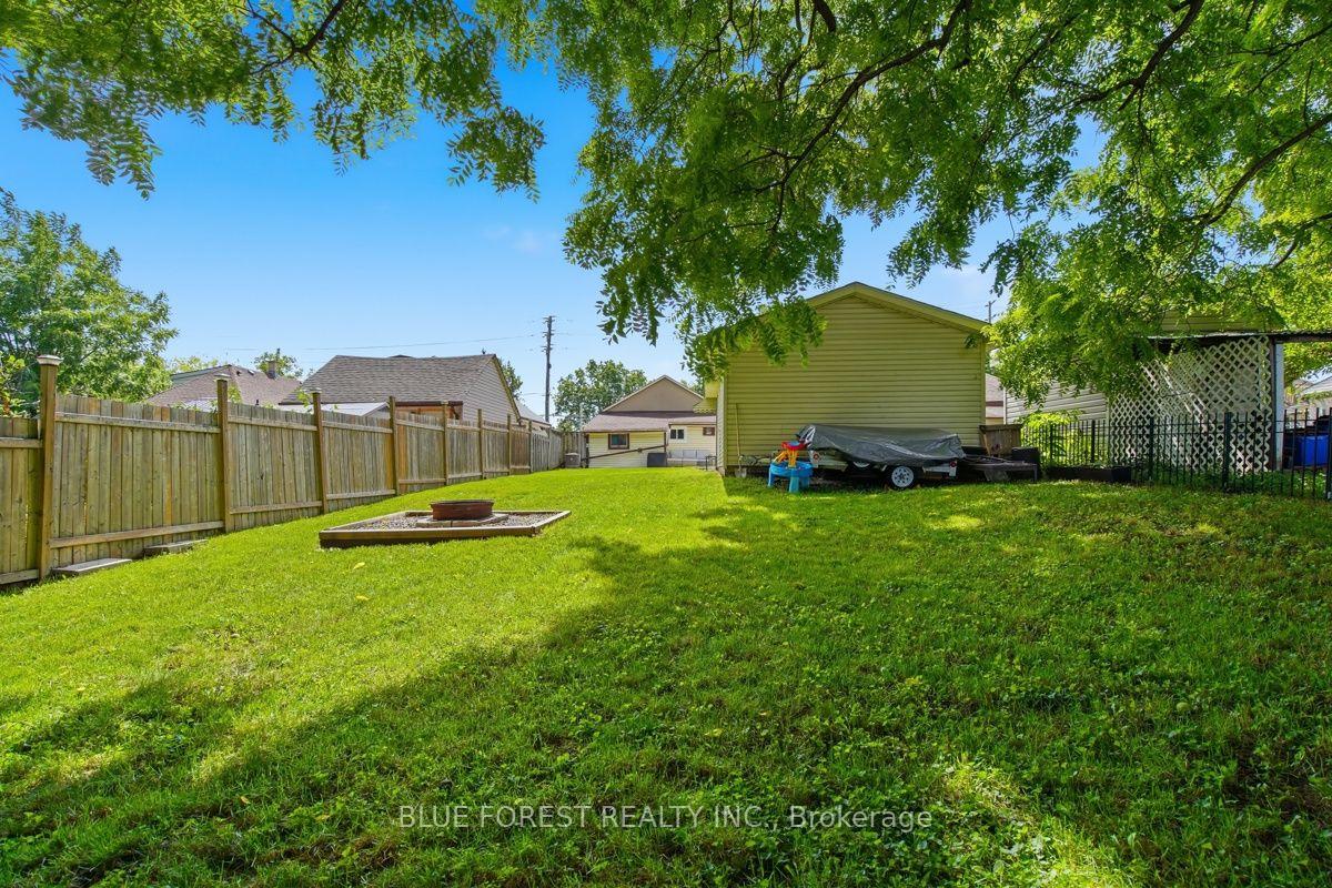 Photo 30 of 1054 Florence Street, London, East M — HOMEH