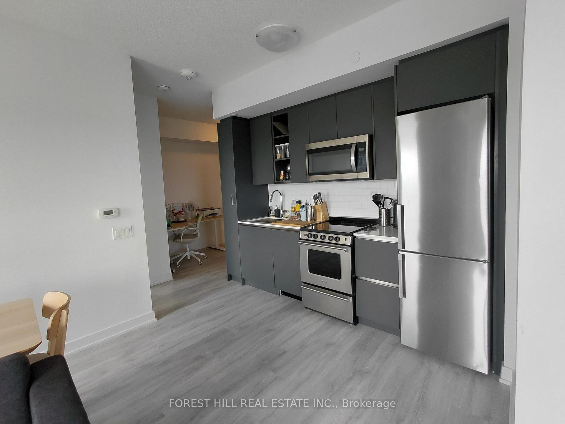 Front of Unit 2108, 251 Manitoba Street