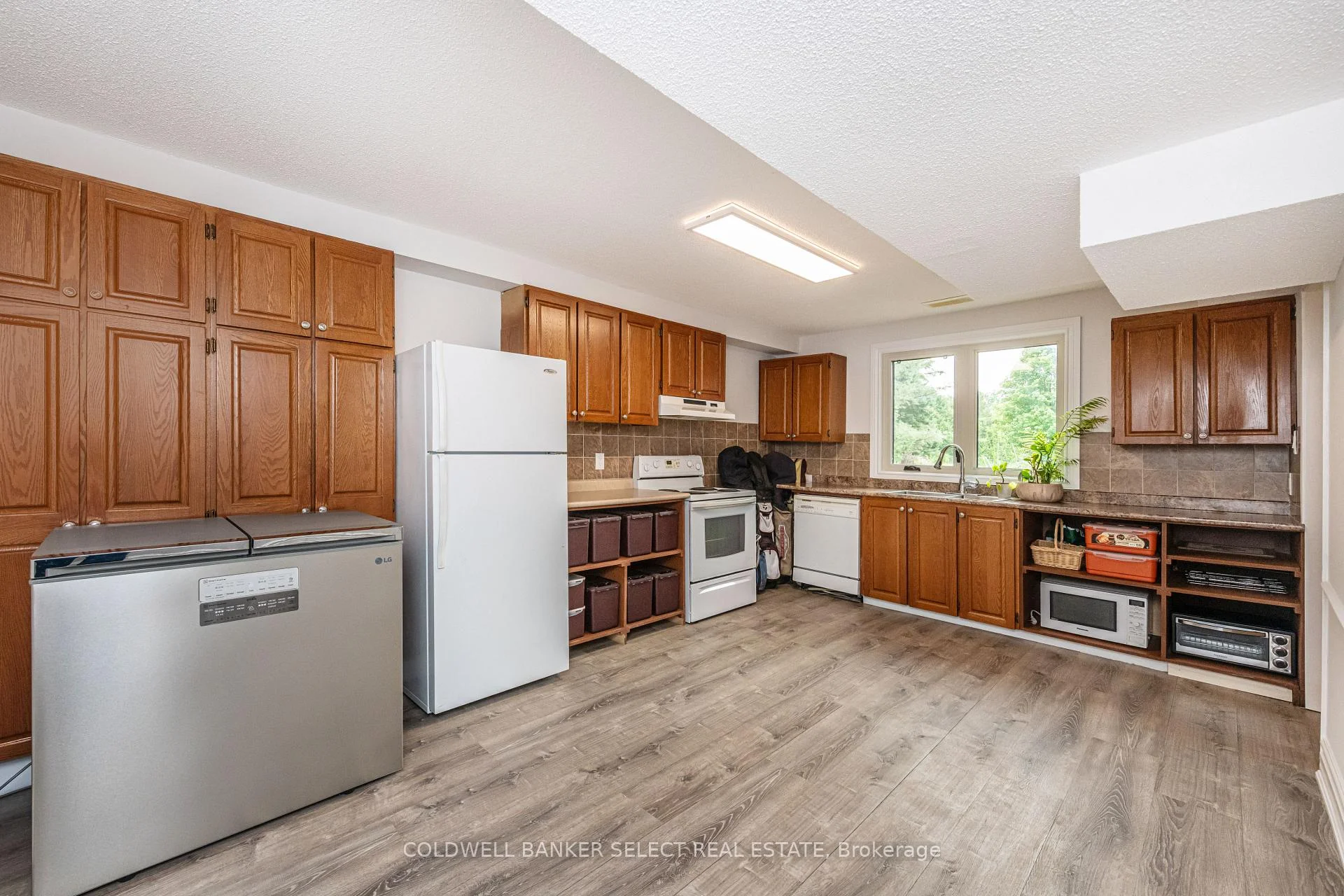 Photo 35 of 79 Hill Farm Road, King, Nobleton — HOMEH