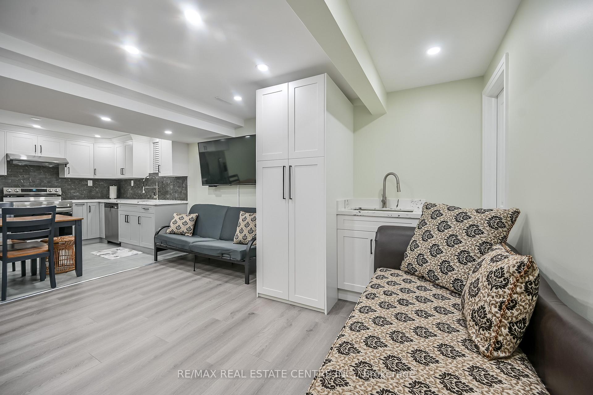 Photo 19 of Unit Lower Unit, 31 Joseph Court, Hamilton, Gourley — HOMEH