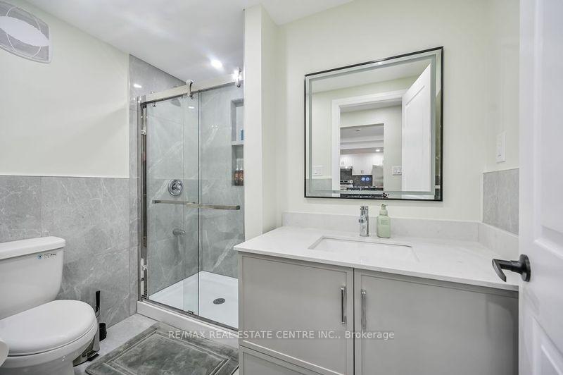 Photo 22 of Unit Lower Unit, 31 Joseph Court, Hamilton, Gourley — HOMEH