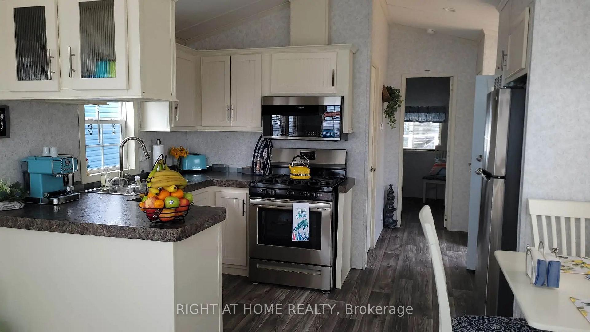 Photo 5 of 22499 Gray Line S, West Elgin, Rodney — HOMEH