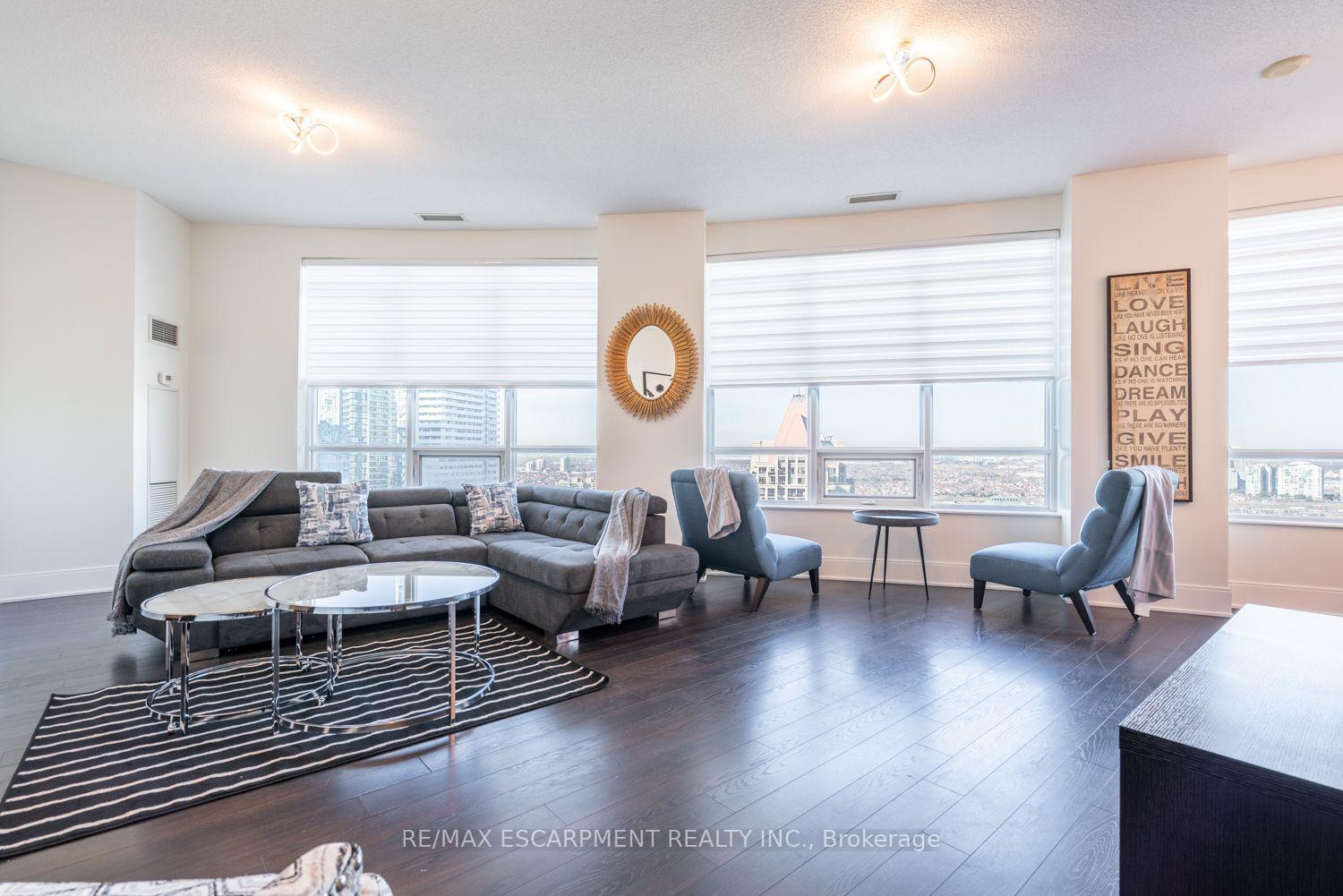 Photo 8 of Unit PH5, 330 Burnhamthorpe Road, Mississauga, City Centre — HOMEH