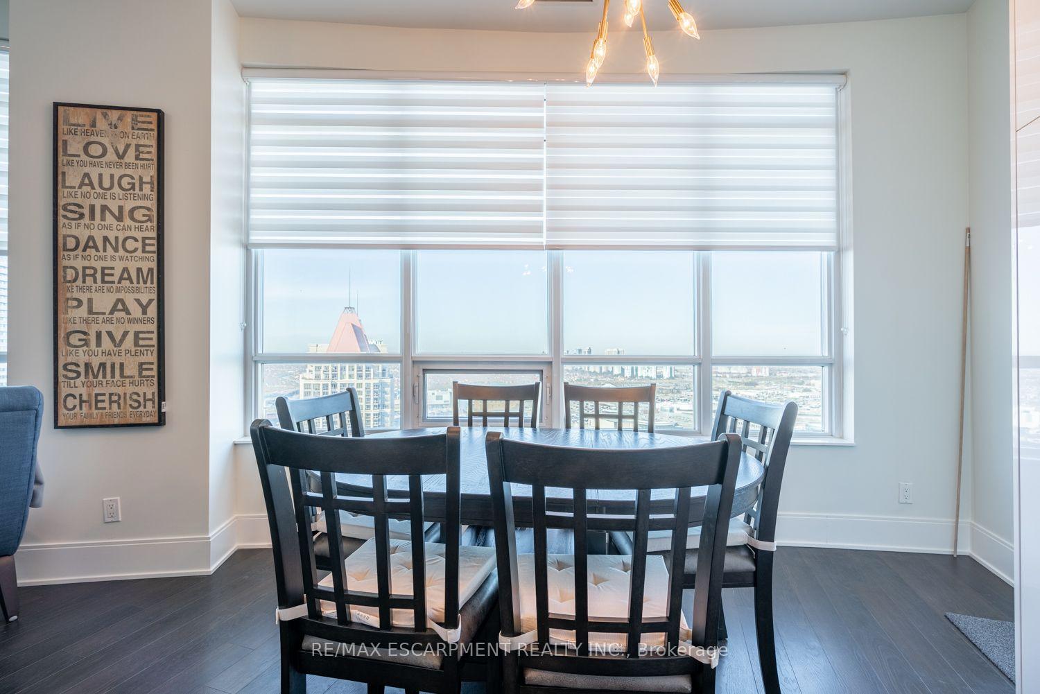 Photo 13 of Unit PH5, 330 Burnhamthorpe Road, Mississauga, City Centre — HOMEH
