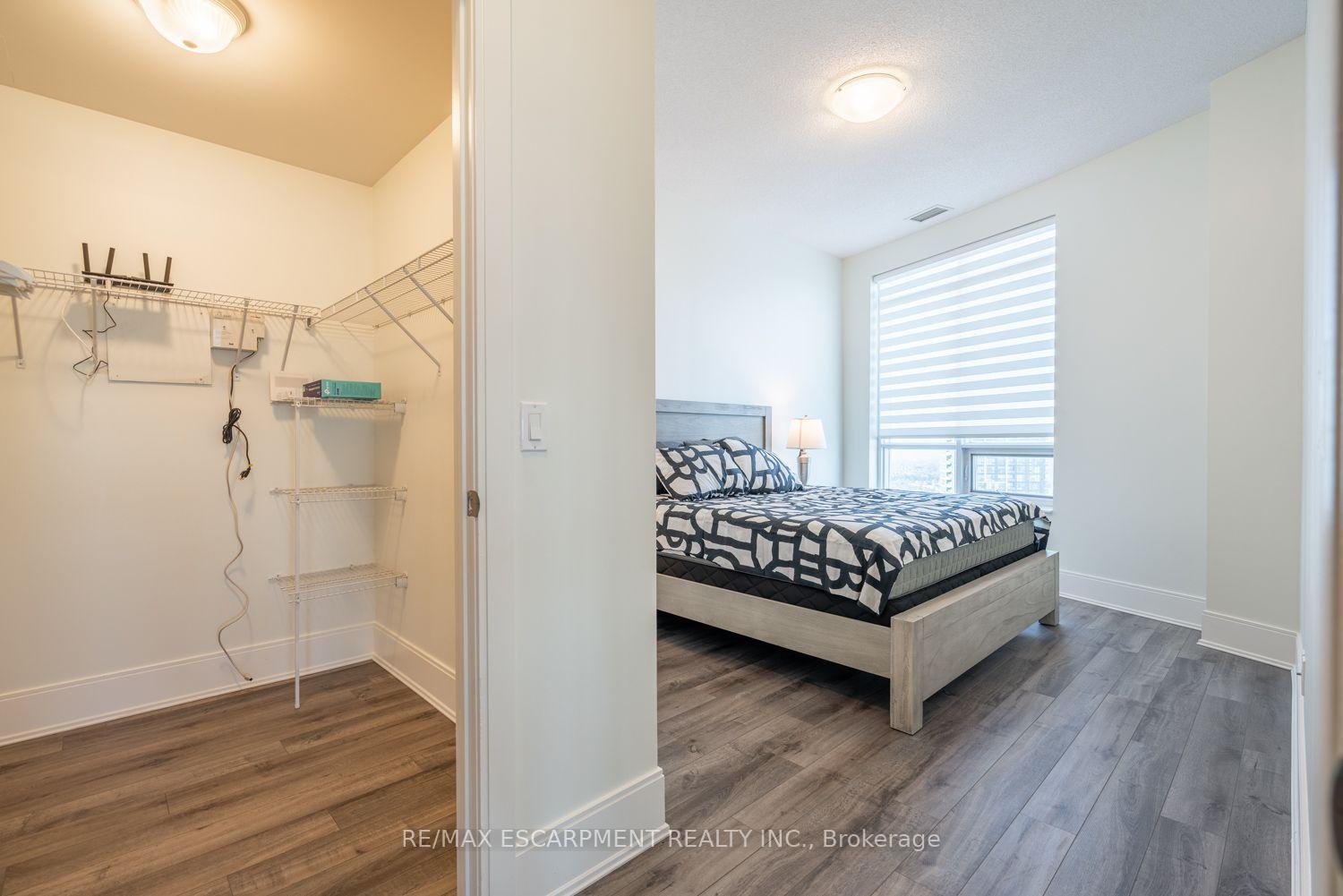 Photo 19 of Unit PH5, 330 Burnhamthorpe Road, Mississauga, City Centre — HOMEH