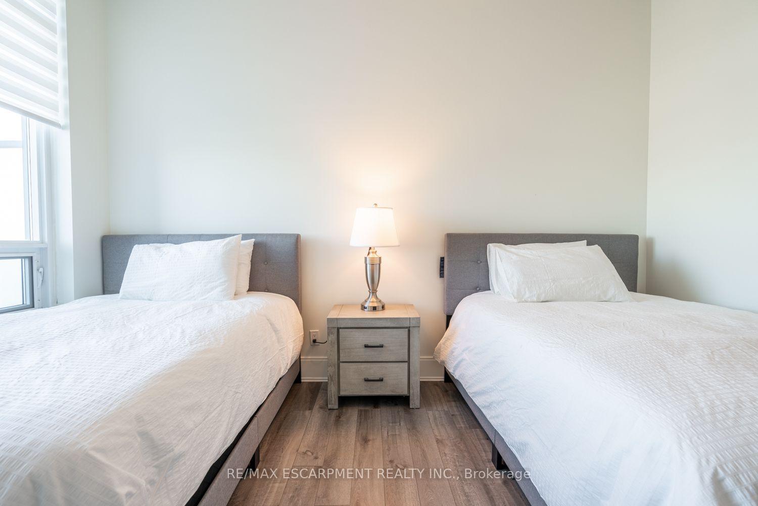 Photo 30 of Unit PH5, 330 Burnhamthorpe Road, Mississauga, City Centre — HOMEH