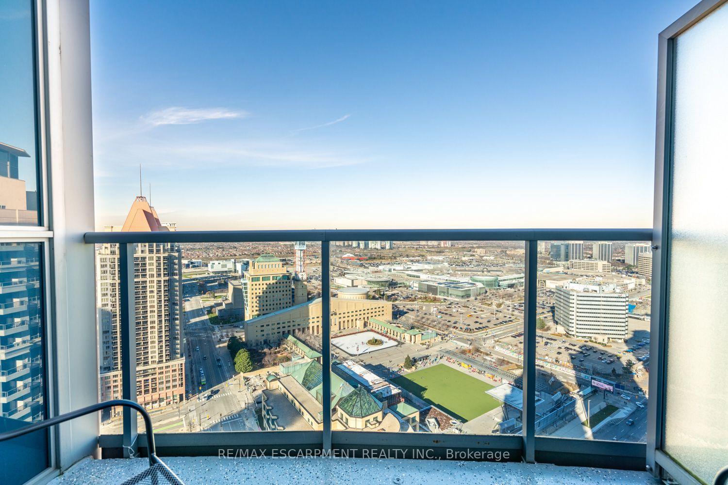 Photo 32 of Unit PH5, 330 Burnhamthorpe Road, Mississauga, City Centre — HOMEH
