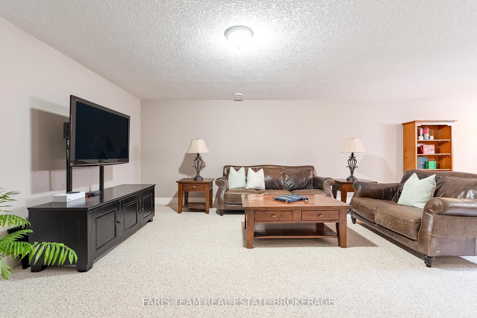 Photo 79 of 3063 Stone Ridge Boulevard, Orillia — HOMEH