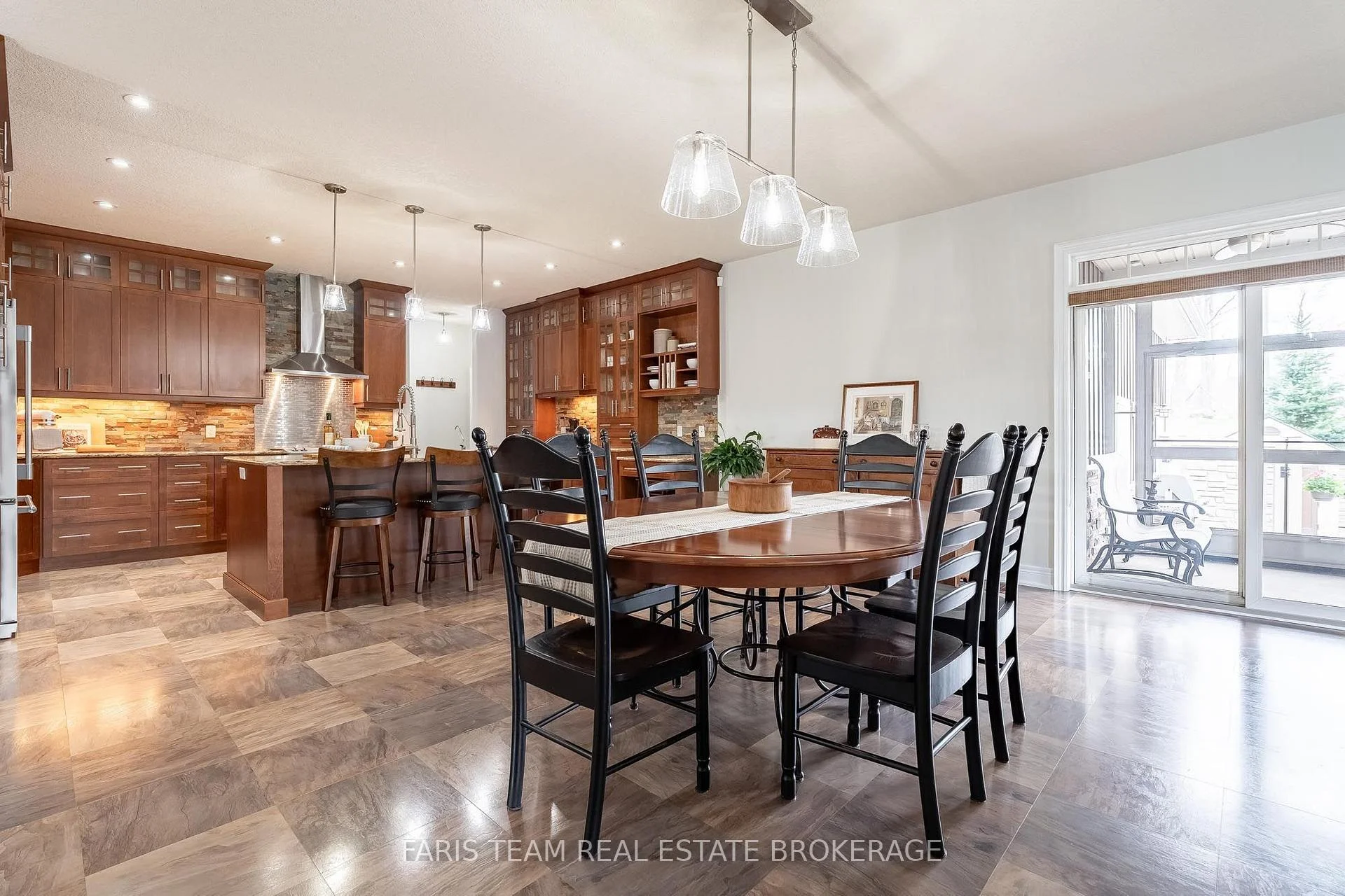 Photo 30 of 3063 Stone Ridge Boulevard, Orillia — HOMEH