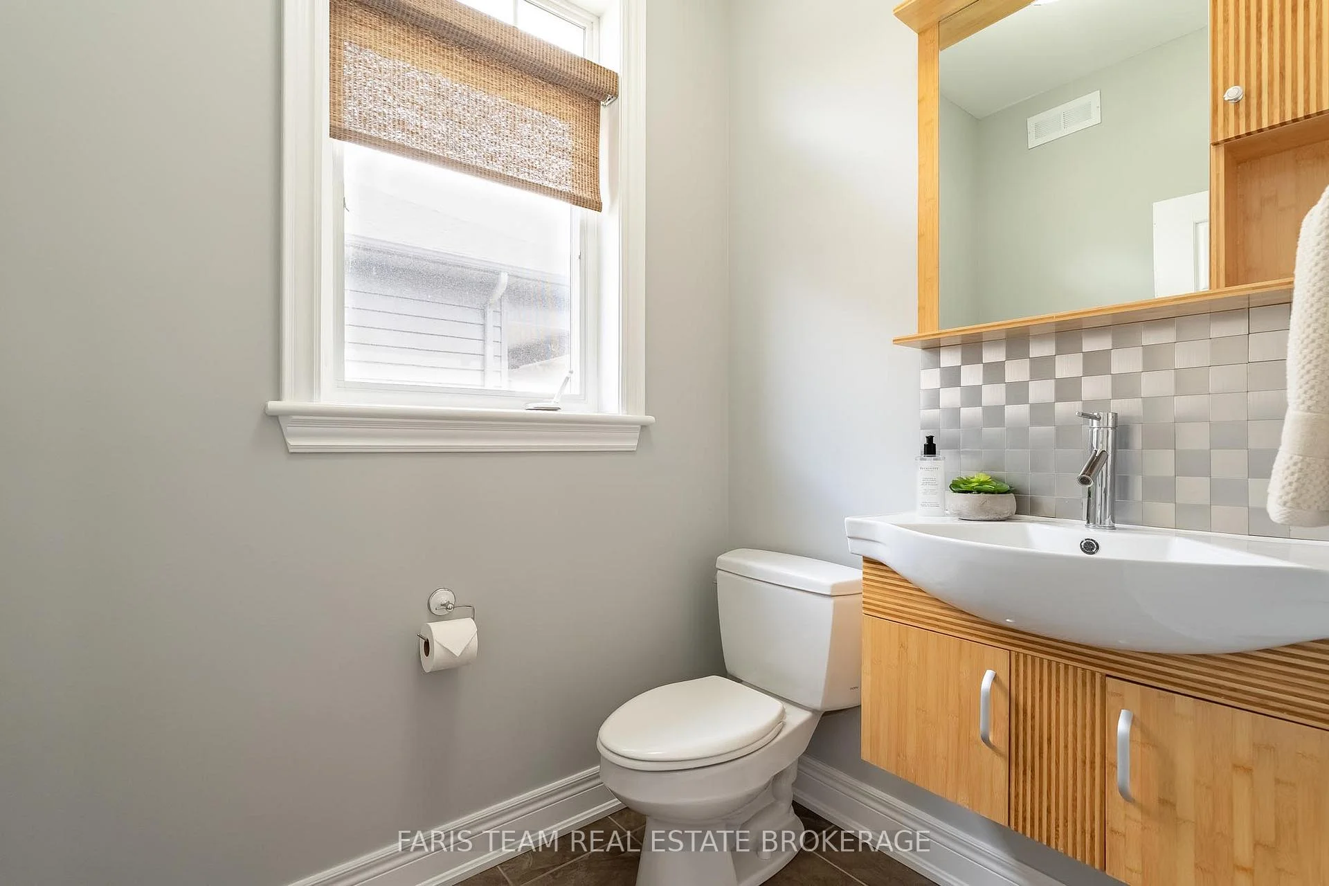Photo 65 of 3063 Stone Ridge Boulevard, Orillia — HOMEH
