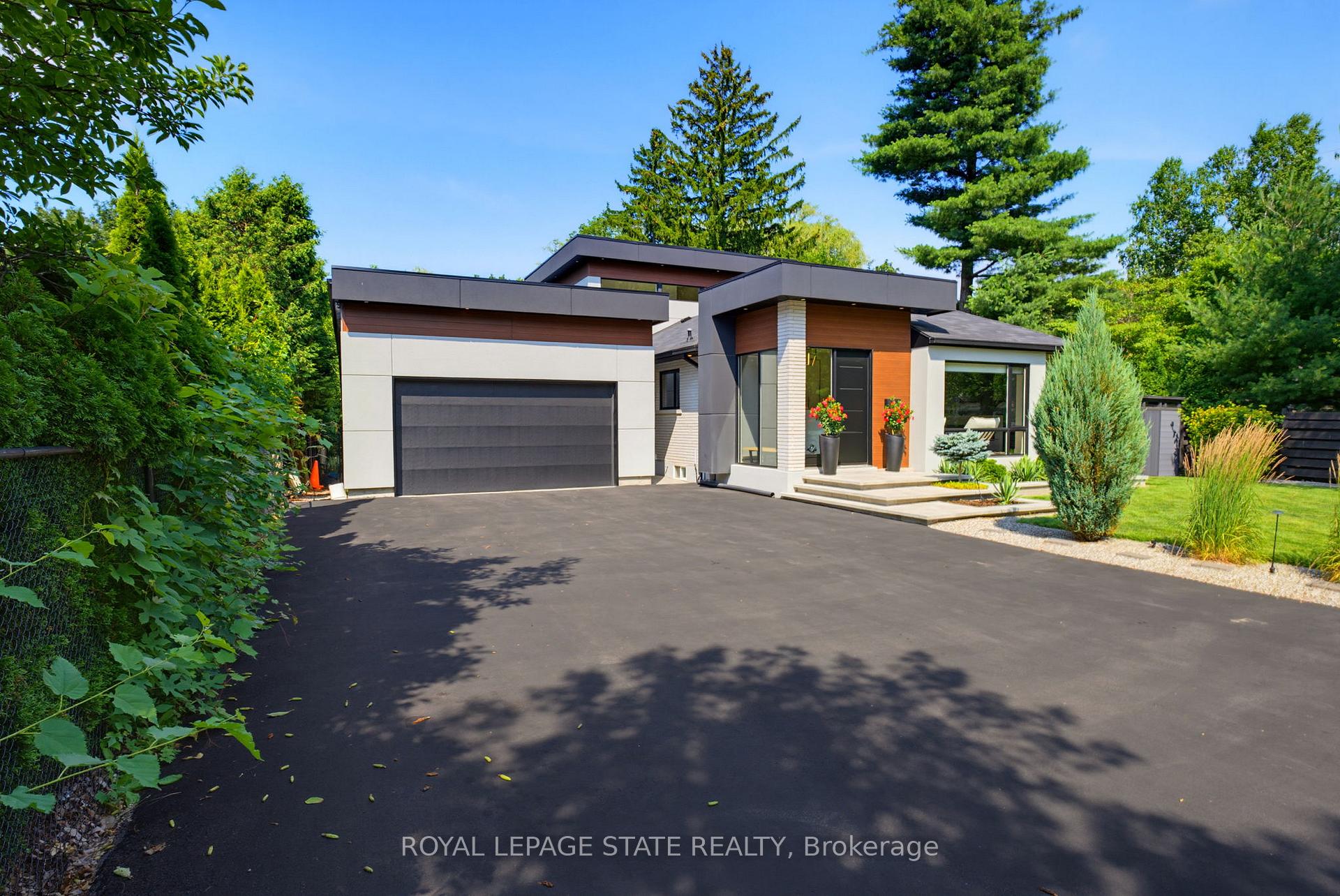 Photo 1 of 282 Robina Road, Hamilton, Ancaster — HOMEH