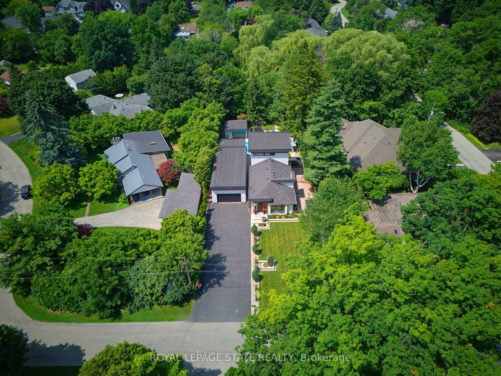 Photo 4 of 282 Robina Road, Hamilton, Ancaster — HOMEH