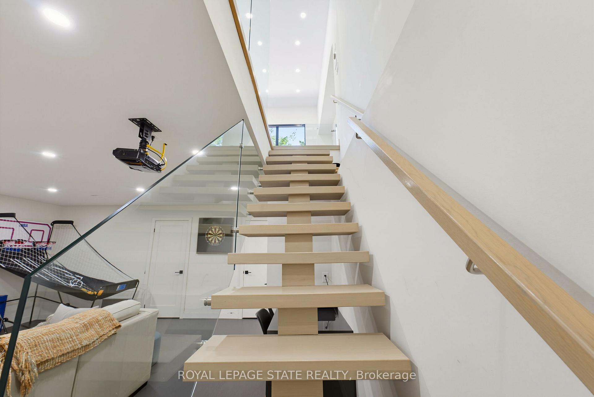 Photo 35 of 282 Robina Road, Hamilton, Ancaster — HOMEH