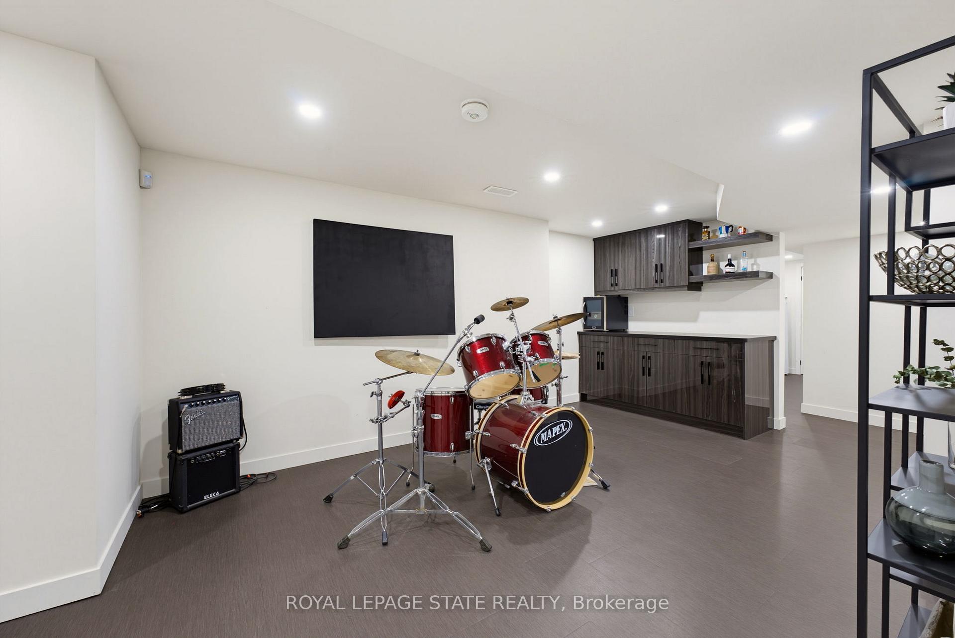 Photo 37 of 282 Robina Road, Hamilton, Ancaster — HOMEH
