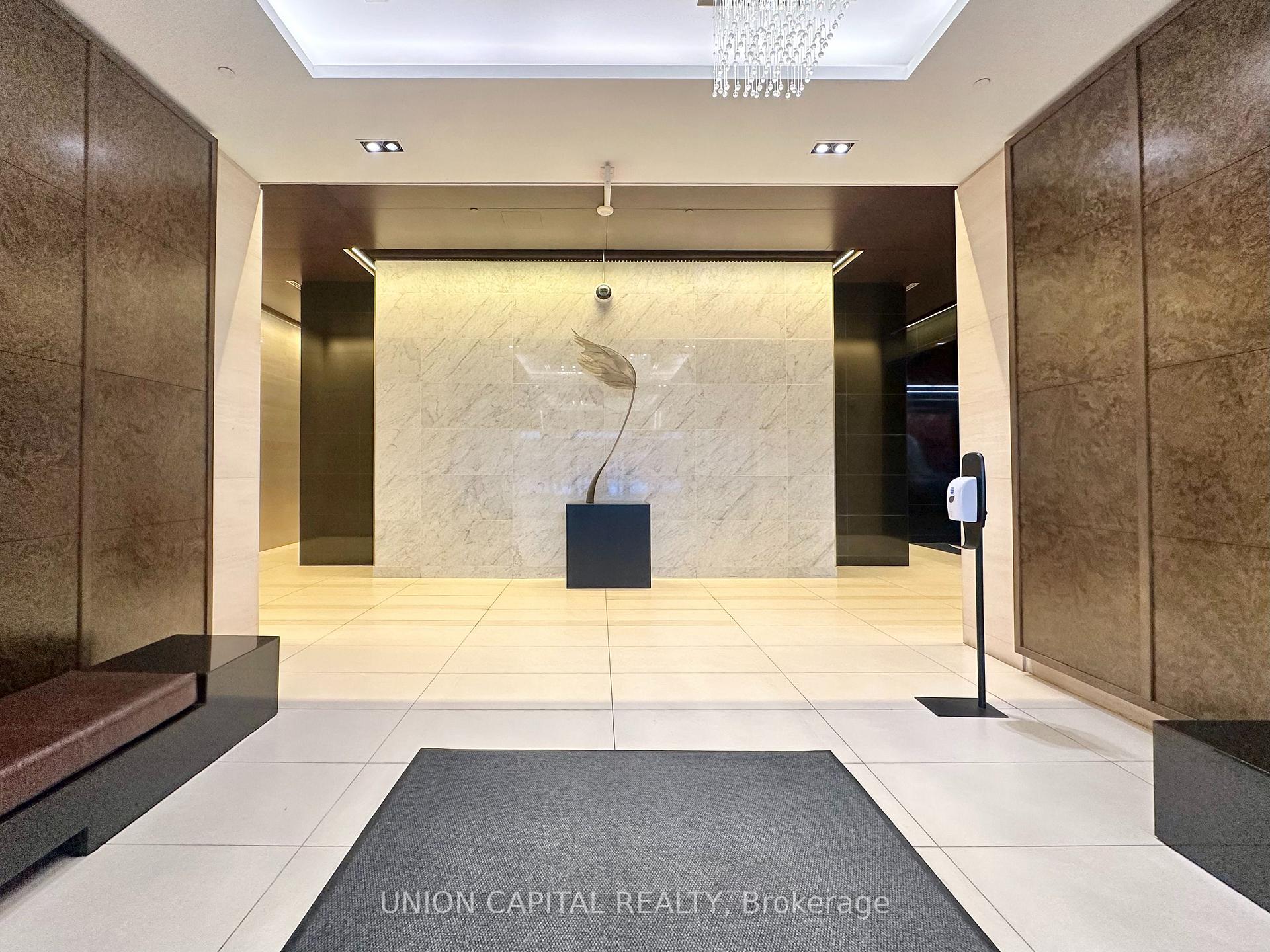 Photo 4 of Unit 4903, 386 Yonge Street, Toronto, Bay Street Corridor — HOMEH