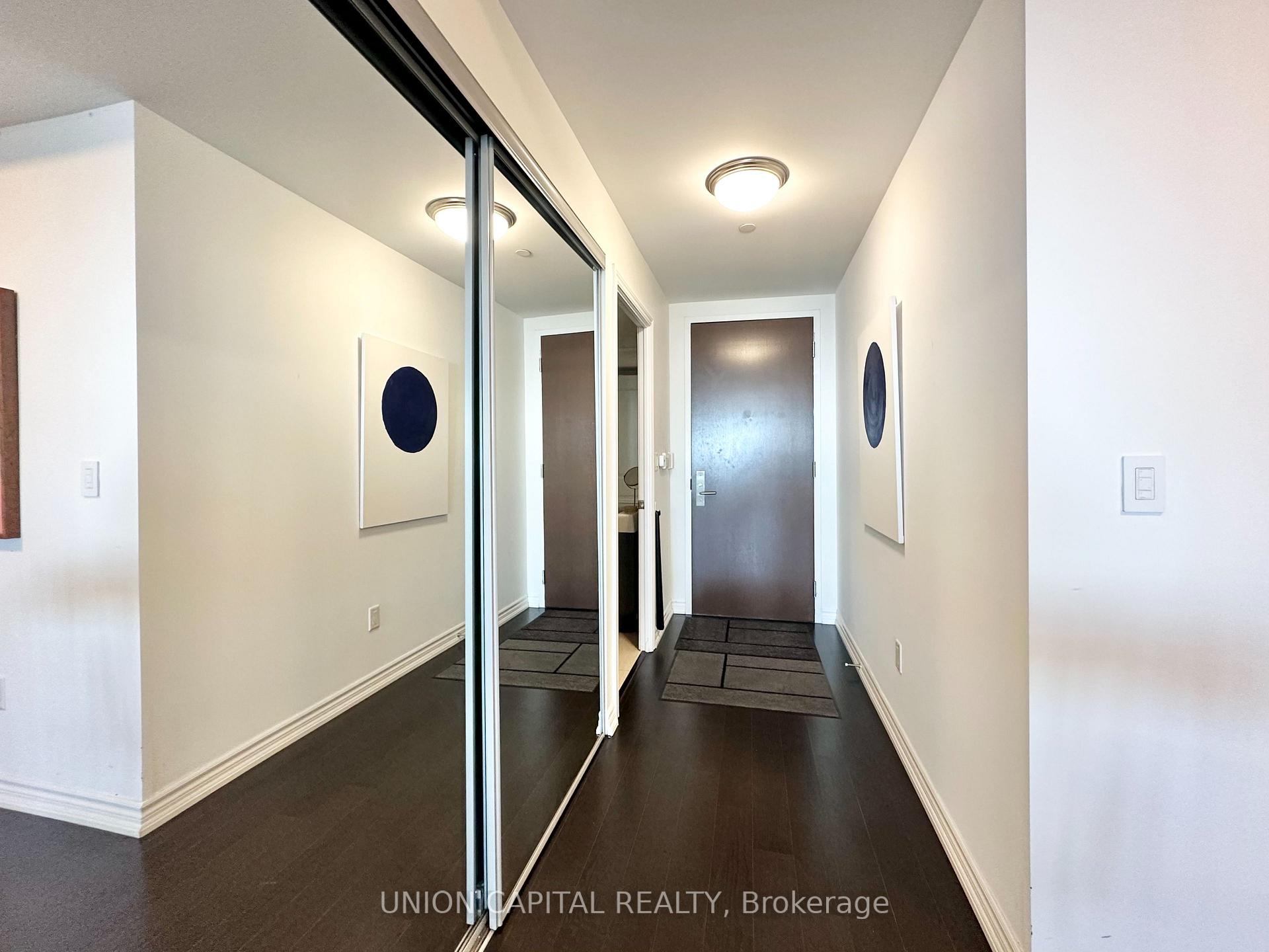 Photo 13 of Unit 4903, 386 Yonge Street, Toronto, Bay Street Corridor — HOMEH