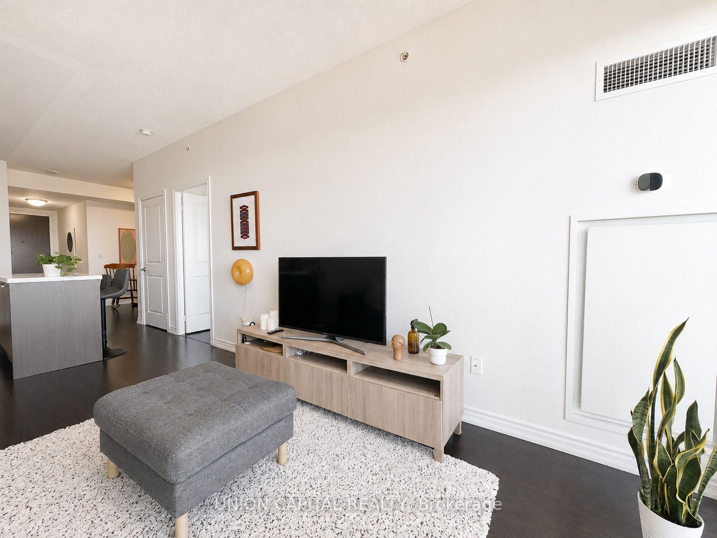Photo 22 of Unit 4903, 386 Yonge Street, Toronto, Bay Street Corridor — HOMEH