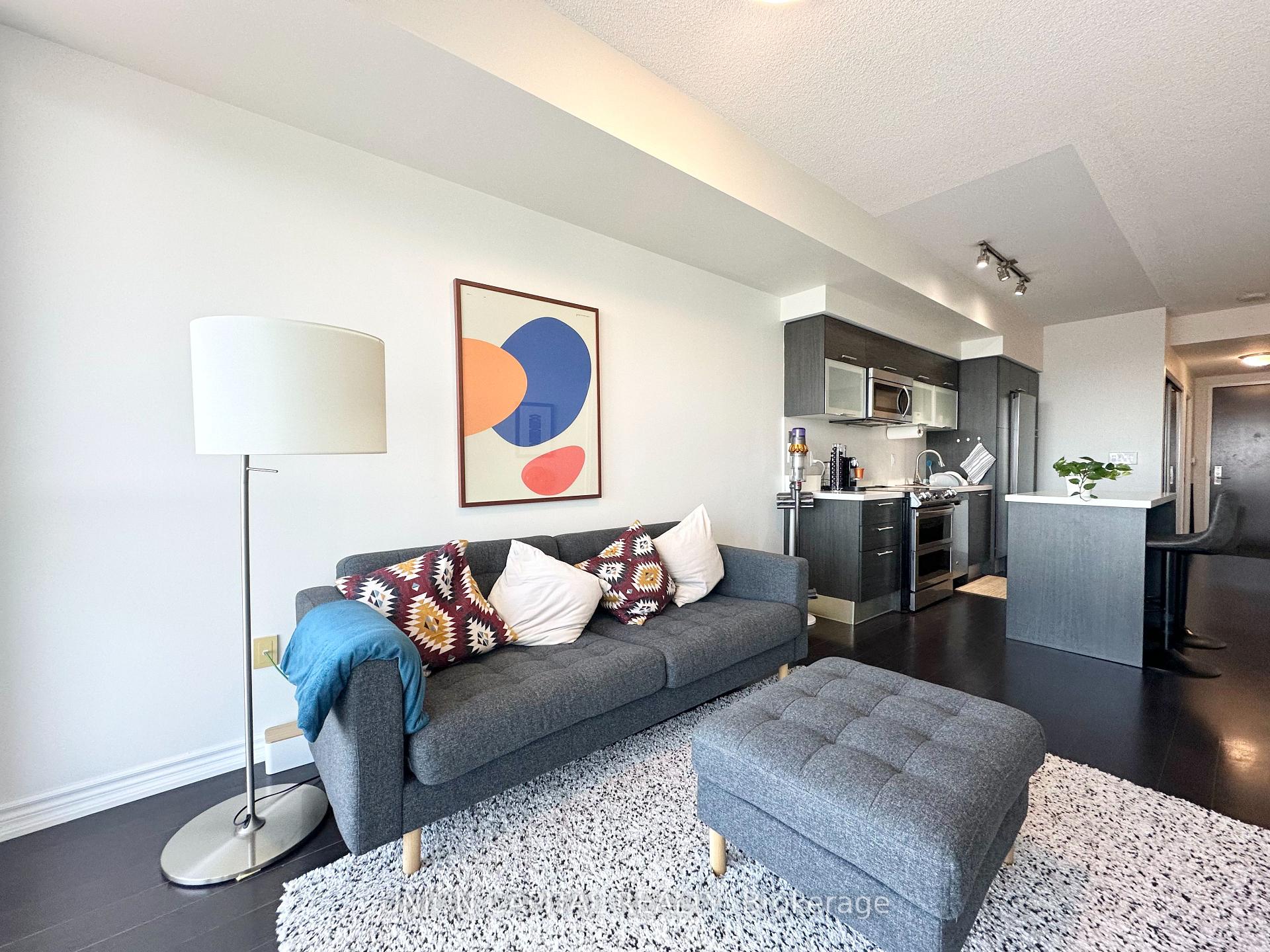 Photo 23 of Unit 4903, 386 Yonge Street, Toronto, Bay Street Corridor — HOMEH