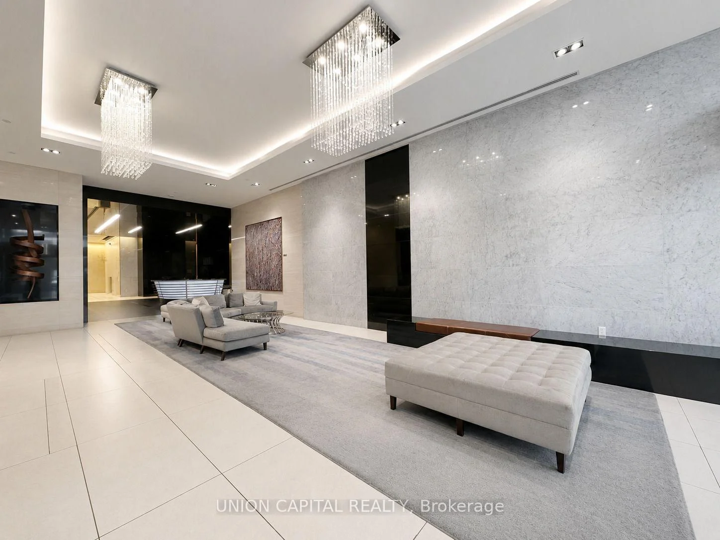 Photo 7 of Unit 4903, 386 Yonge Street, Toronto, Bay Street Corridor — HOMEH